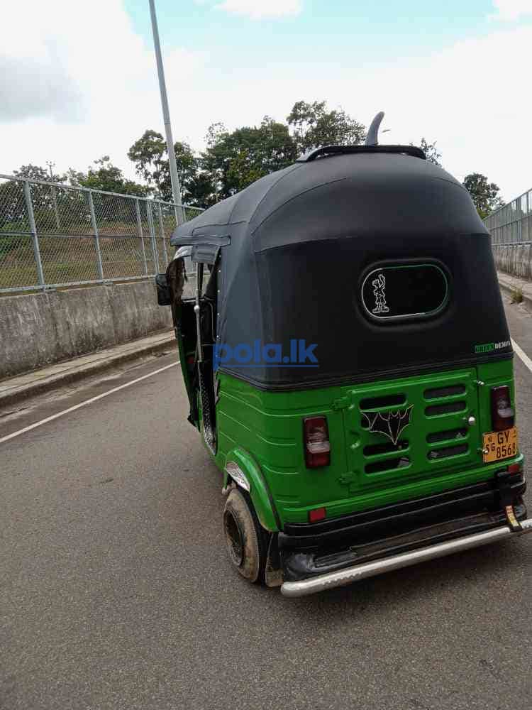 Bajaj three-wheeler - photo 3