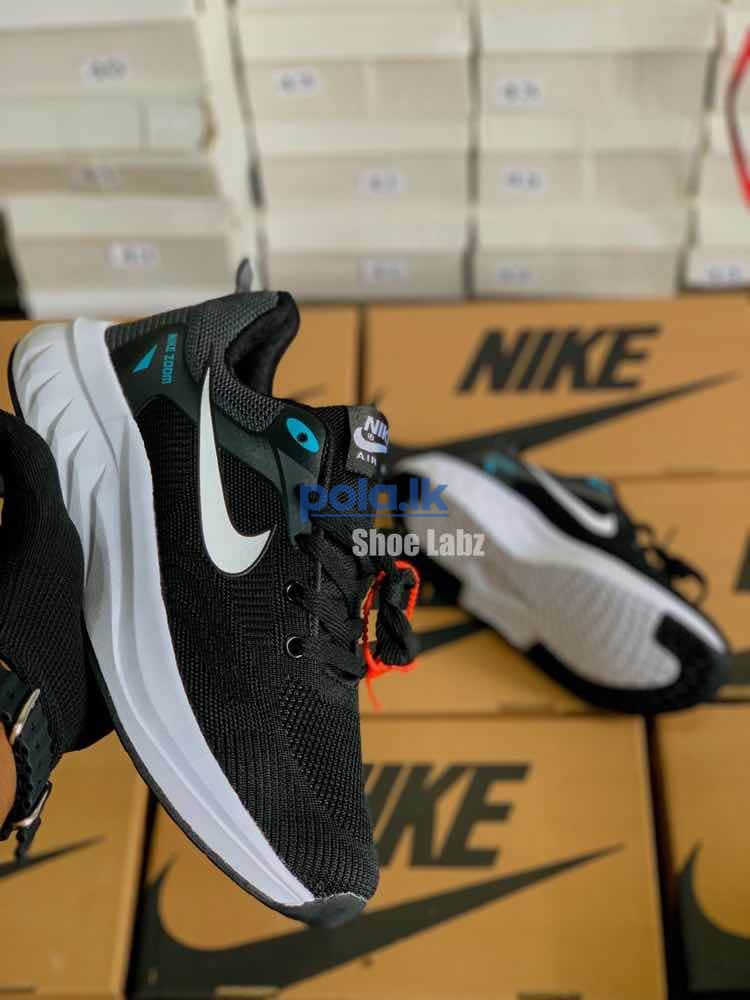 Nike running shoes - photo 3