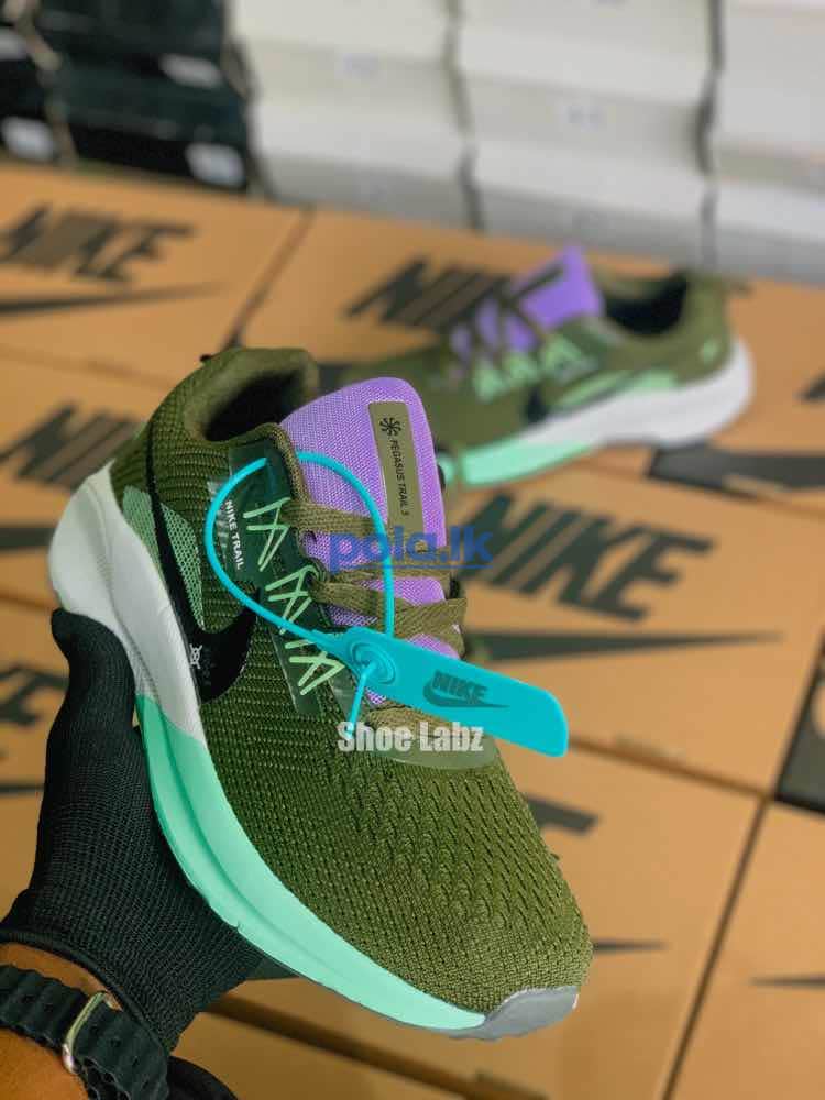 Nike running shoes - photo 2