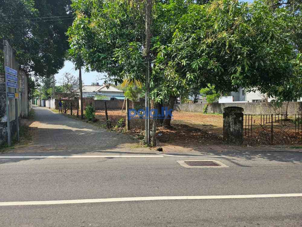 Valuable land in the heart of the town nugegoda - photo 6