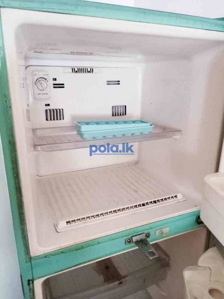 Refrigerator for sale - photo 2