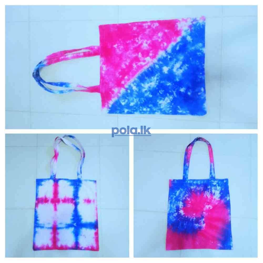 Tote Bags and sarees - photo 1