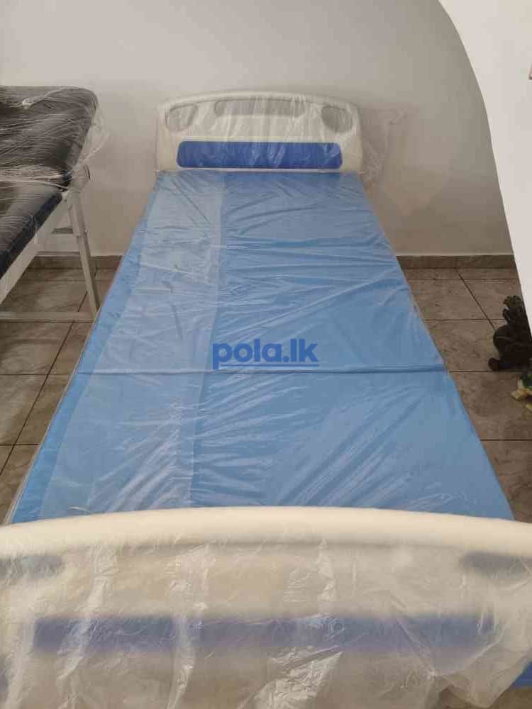 Two function manual hospital beds - photo 11