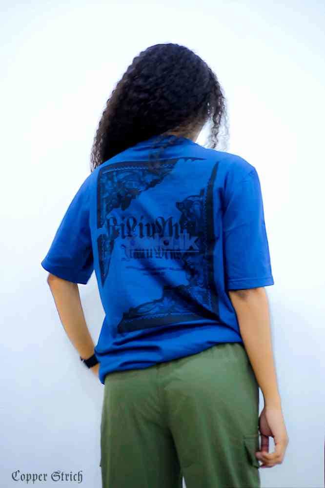 Oversize back printed t-shirts - photo 7