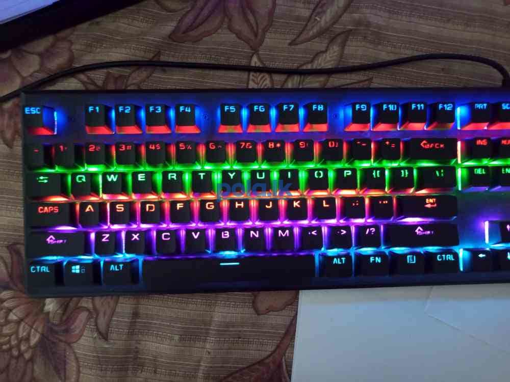 Deiog M105 wired mechanical keyboard with RGB - photo 1