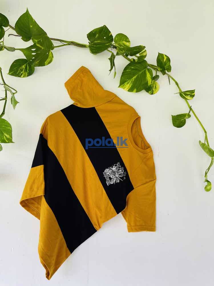 T-shirts and men's wear - photo 6
