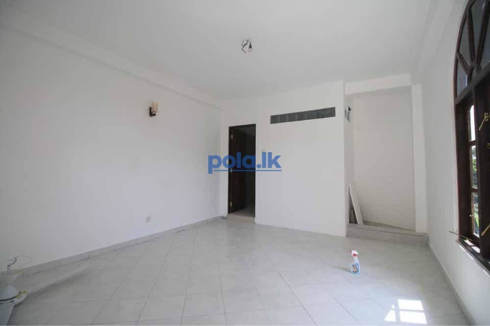House for sale in mount lavinia - photo 3