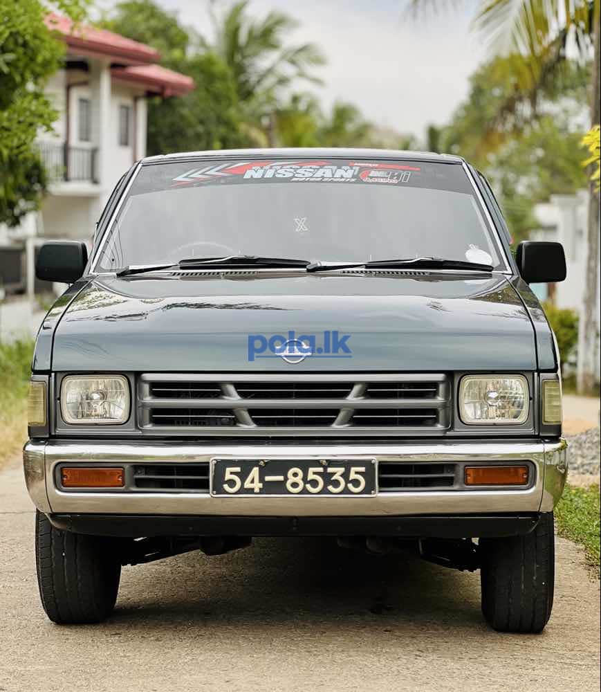 Nissan d21 - photo 1
