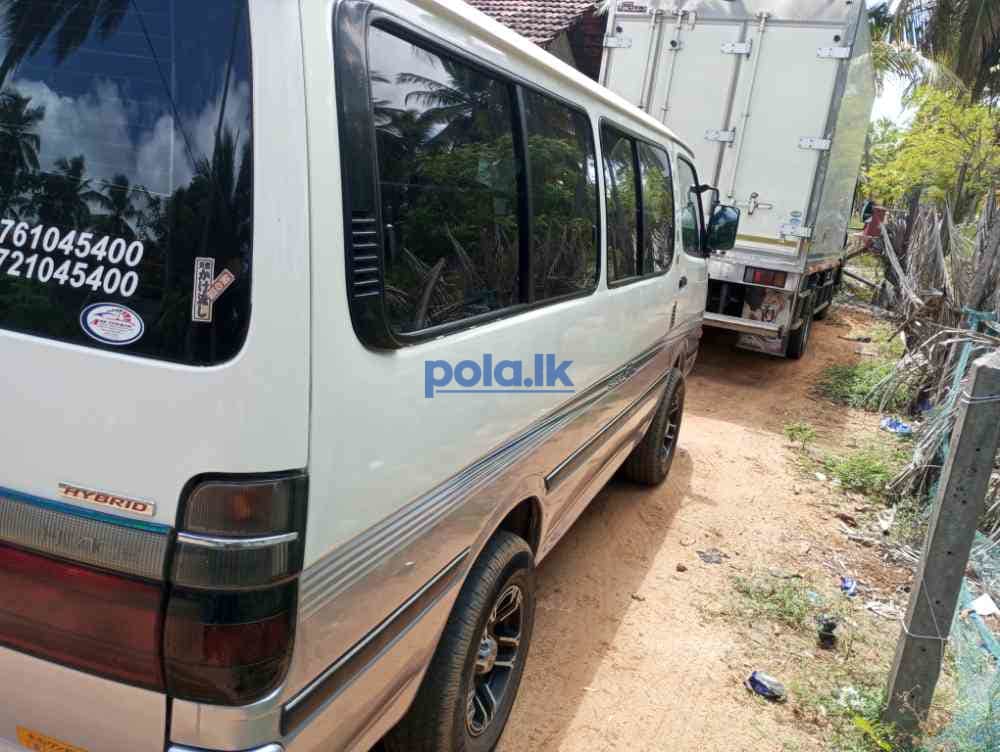 Toyota hiace dolphin van for sale - photo 4