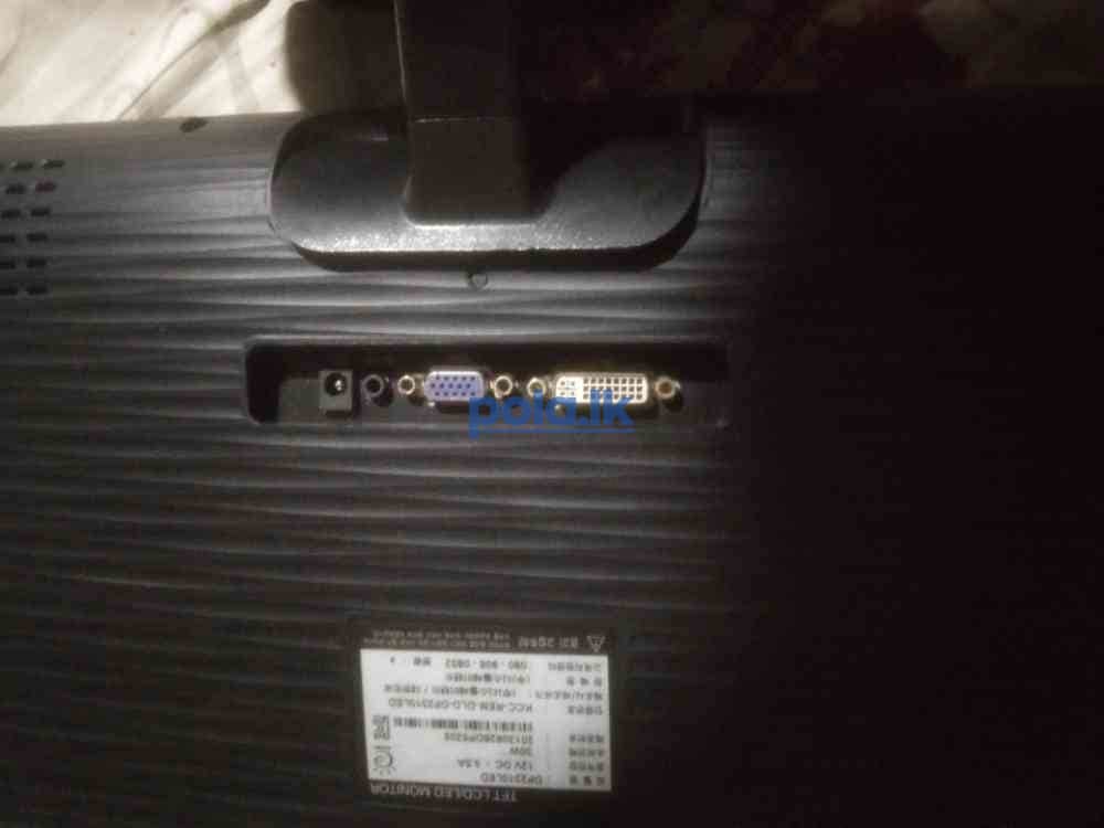 Dell 18 inch monitor - photo 2
