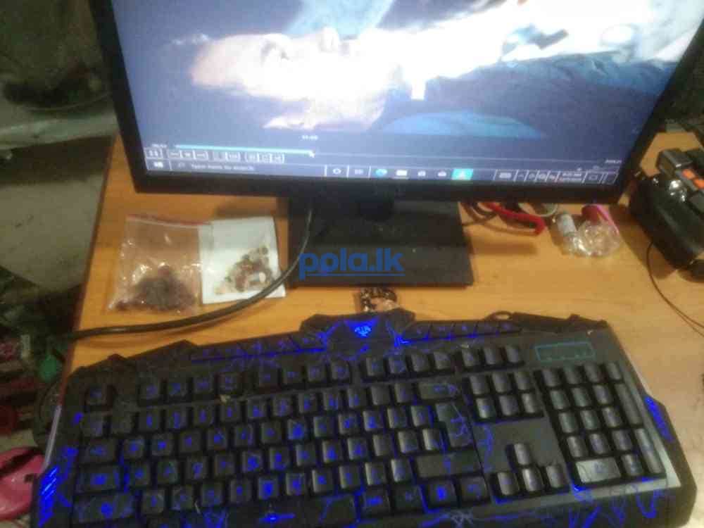 Dell 18 inch monitor - photo 3
