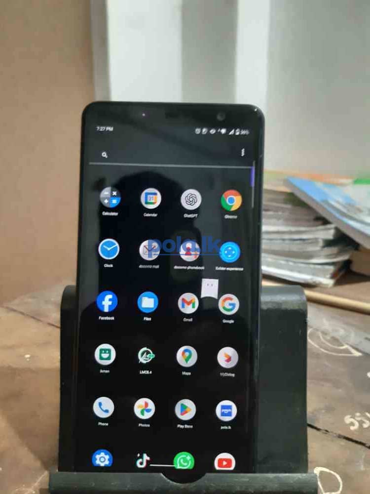Fujitsu smart phone - photo 3
