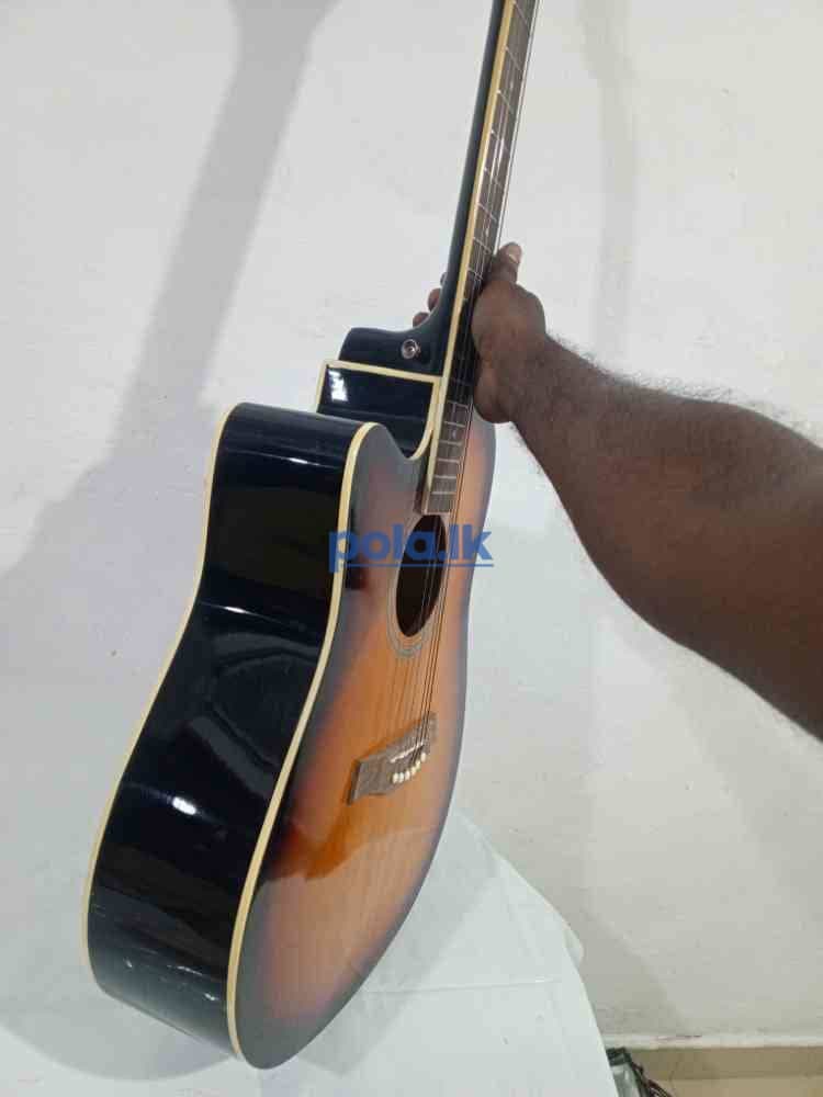 Maverick box guitar left hand - photo 2