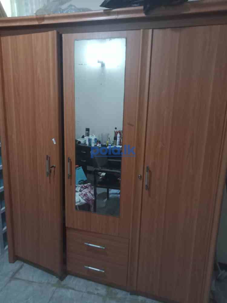 Damro mirror wardrobe - photo 1