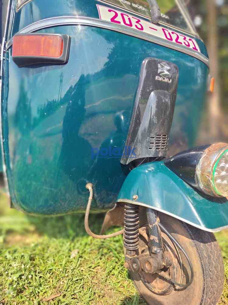 Bajaj three-wheeler - photo 3