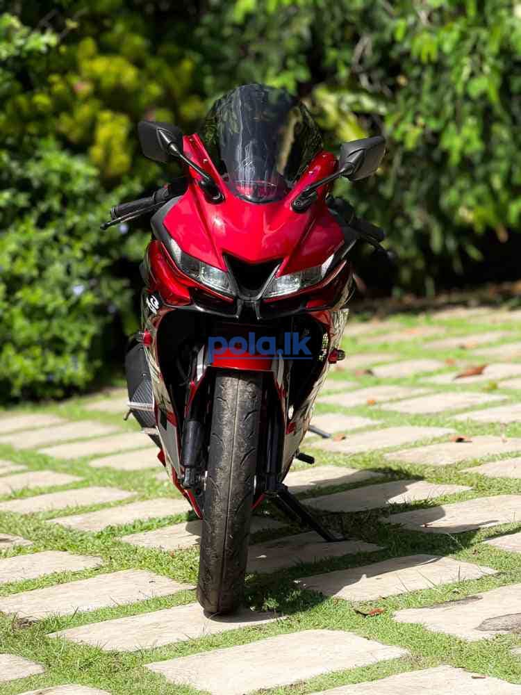 Yamaha R15 - photo 5