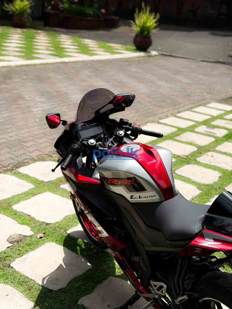 Yamaha R15 - photo 3