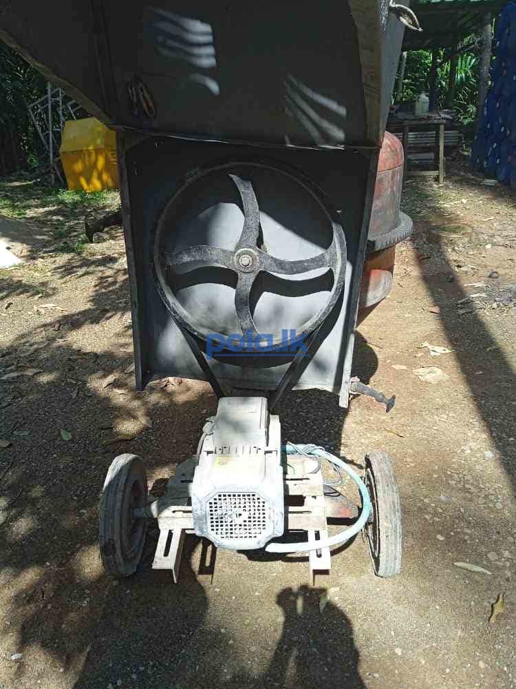 Concrete mixer - photo 4