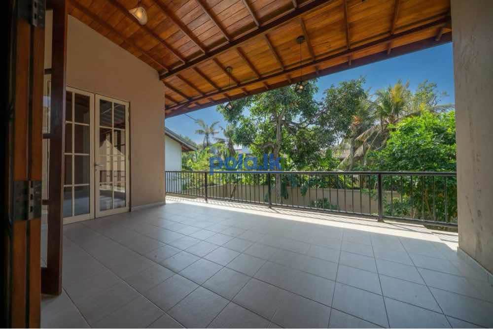 Modern house for sale In borelasgamuwa - photo 8