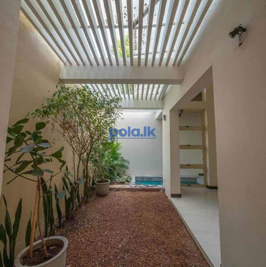 Modern house for sale In borelasgamuwa - photo 13