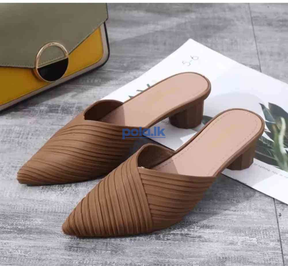 Woman fashionable shoes - photo 1