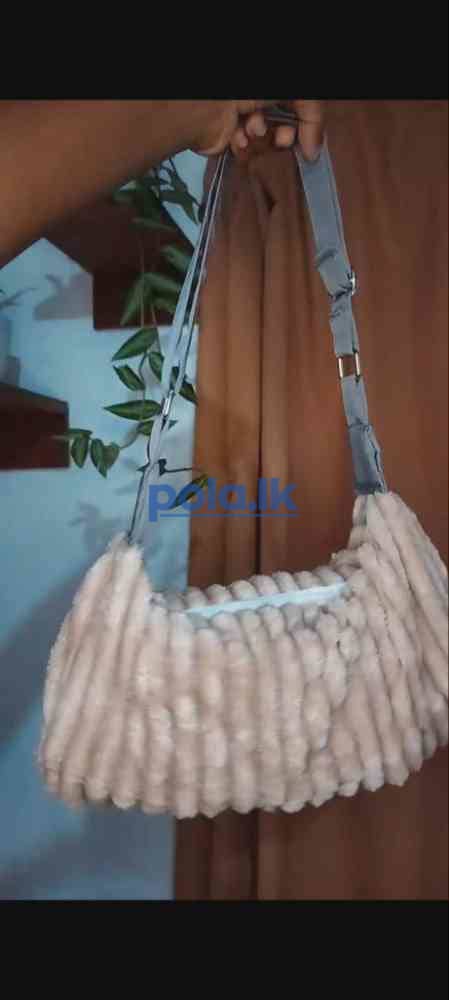 Trendy shoulder bags and hand bags - photo 7