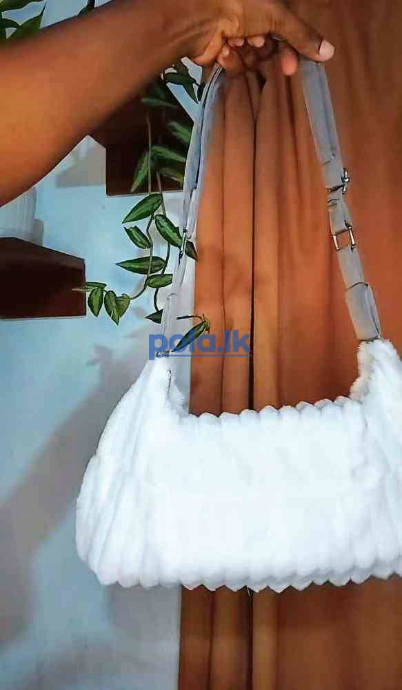 Trendy shoulder bags and hand bags - photo 2