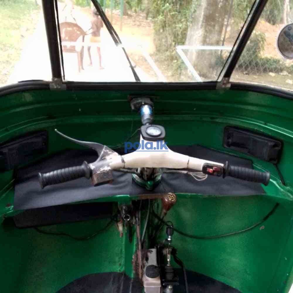 Bajaj three-wheeler - photo 8