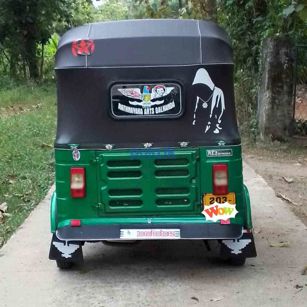 Bajaj three-wheeler - photo 6