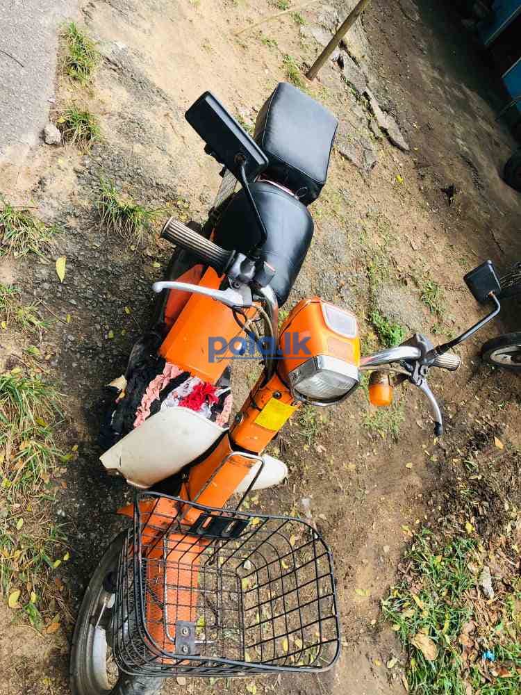 Yamaha japan scooter - photo 2