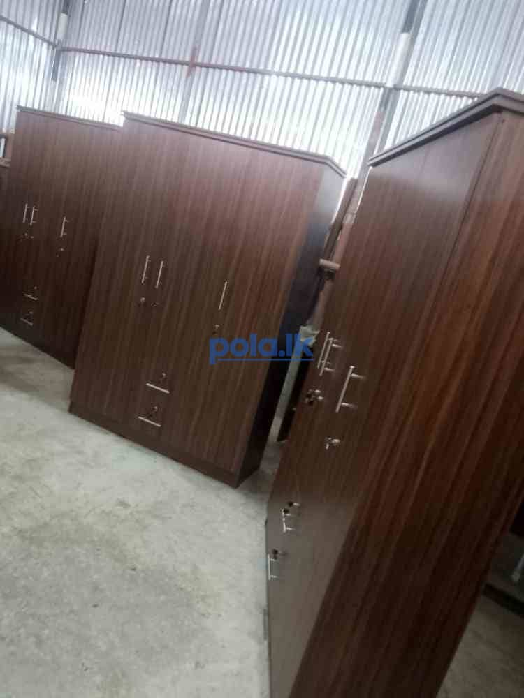 3 Door melomine wardrobe - photo 5