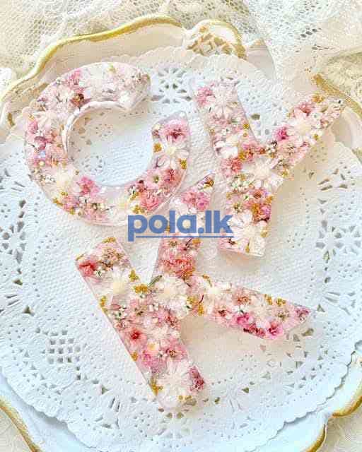 Resin gift item - photo 1