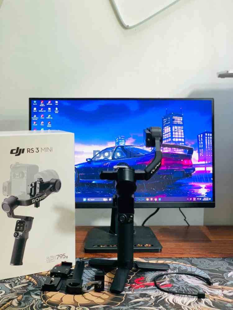 Camera accessories for sale - photo 2