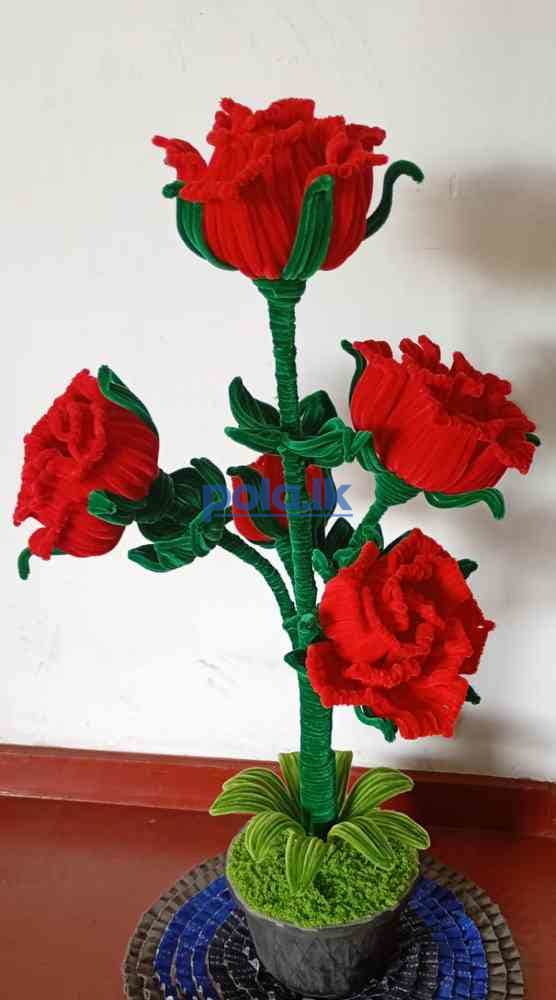 Pipe cleaner flower pot - photo 4