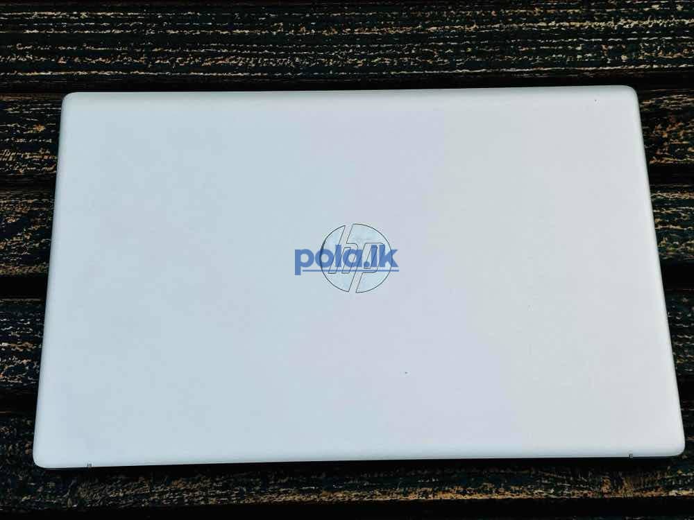HP 17 12th gen core i3 - photo 5
