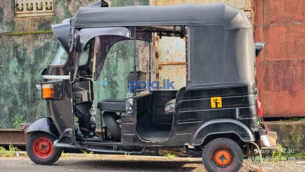Bajaj three wheel 205cc - photo 7