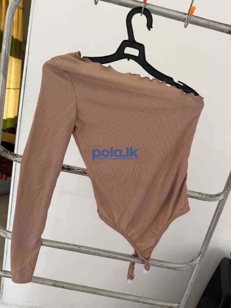 New and used imported clothing - photo 17