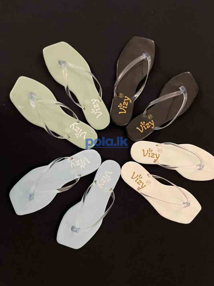 Ladies slipper's - photo 1