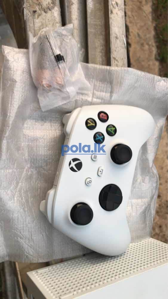 Xbox series s - photo 1