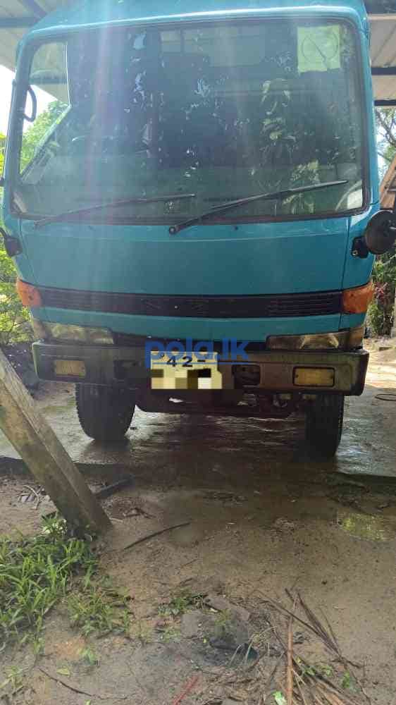 Isuzu ELF for sale - photo 1
