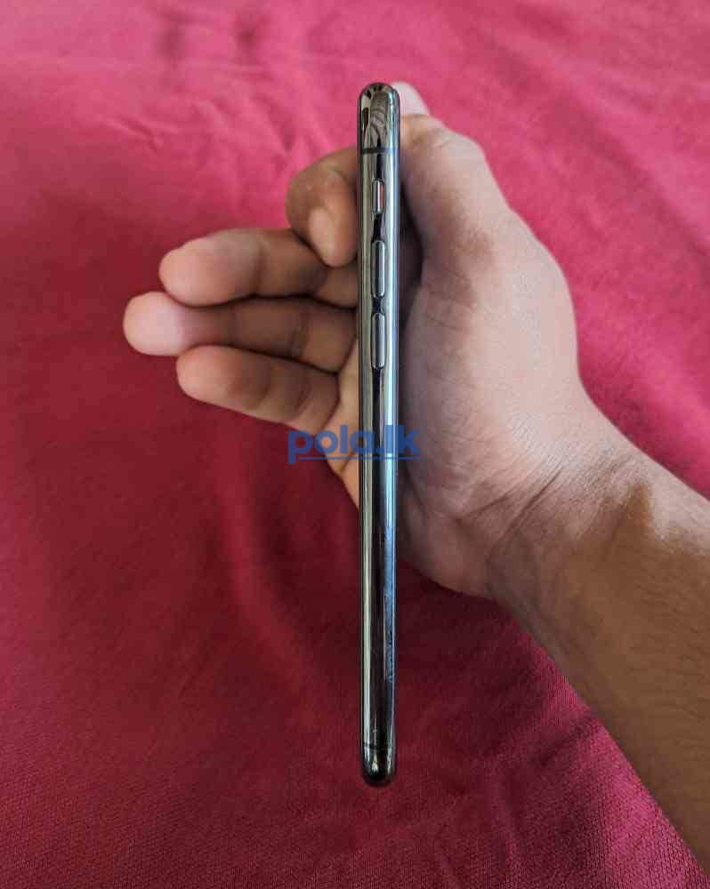 iPhone x - photo 4