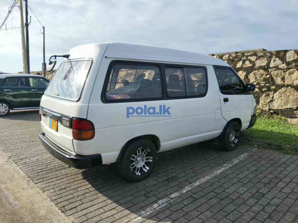 Toyota town ace - photo 2