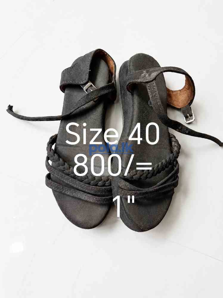 Used shoes - photo 2