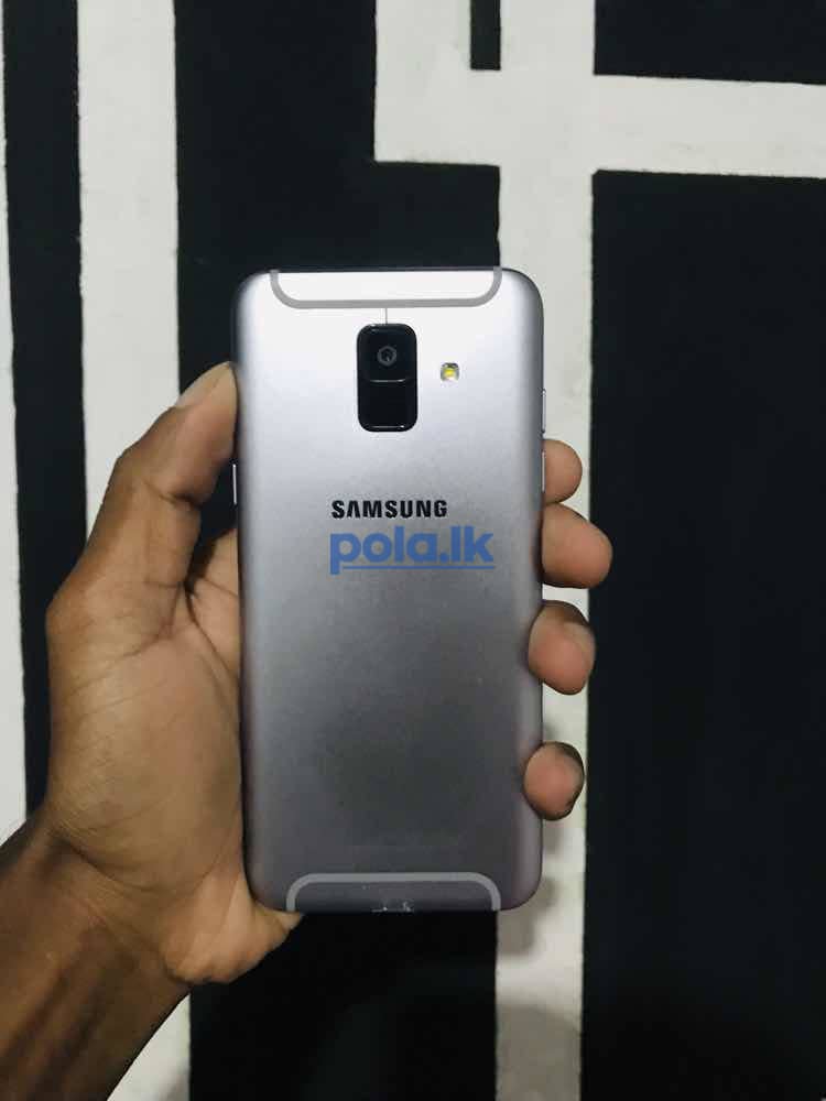 Samsung galaxy A6 - photo 1