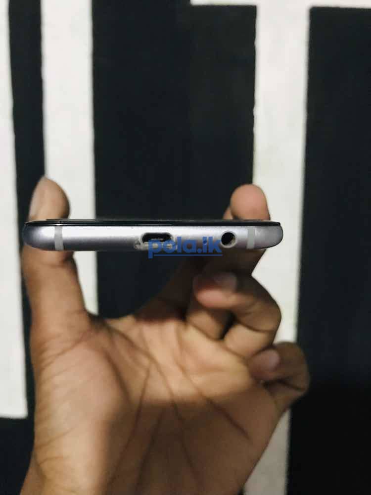 Samsung galaxy A6 - photo 6
