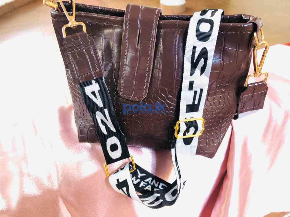 Crocodile letter strap side bags - photo 5