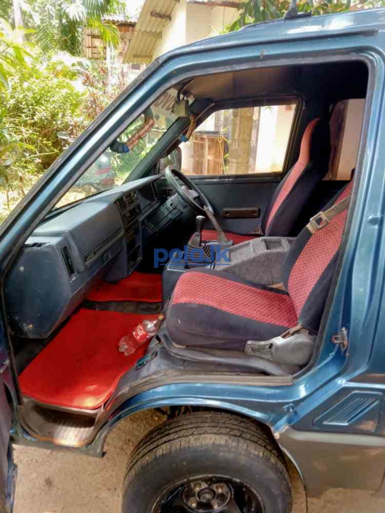 Nissan largo van for sale - photo 4