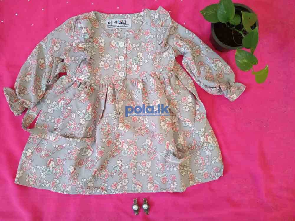 Baby girl's frock - photo 3