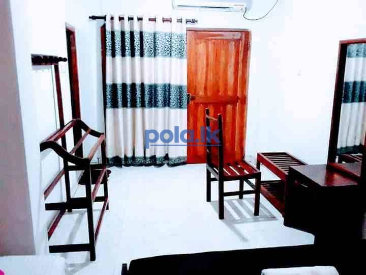 Black and white kandy guest house - photo 5