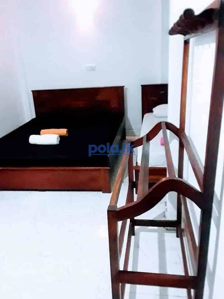 Black and white kandy guest house - photo 9